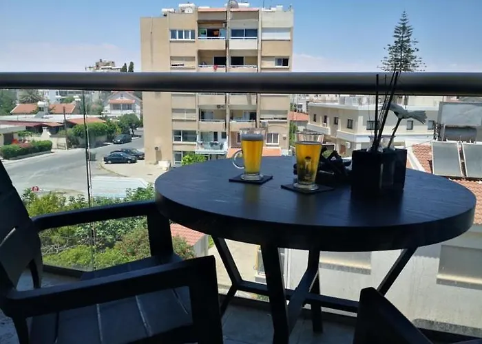 Loizou Holdings Flat 301 Apartmán