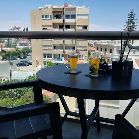 Loizou Holdings Flat 301 Appartement