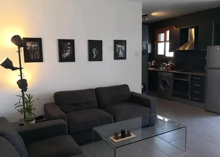 Loizou Holdings Flat 301 Appartement Larnaca